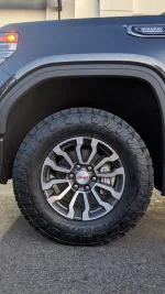 Truckfronttire.webp