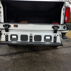 tailgate2.jpg