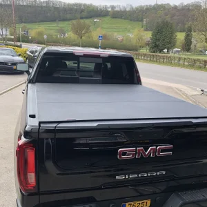 tonneau cover.jpg