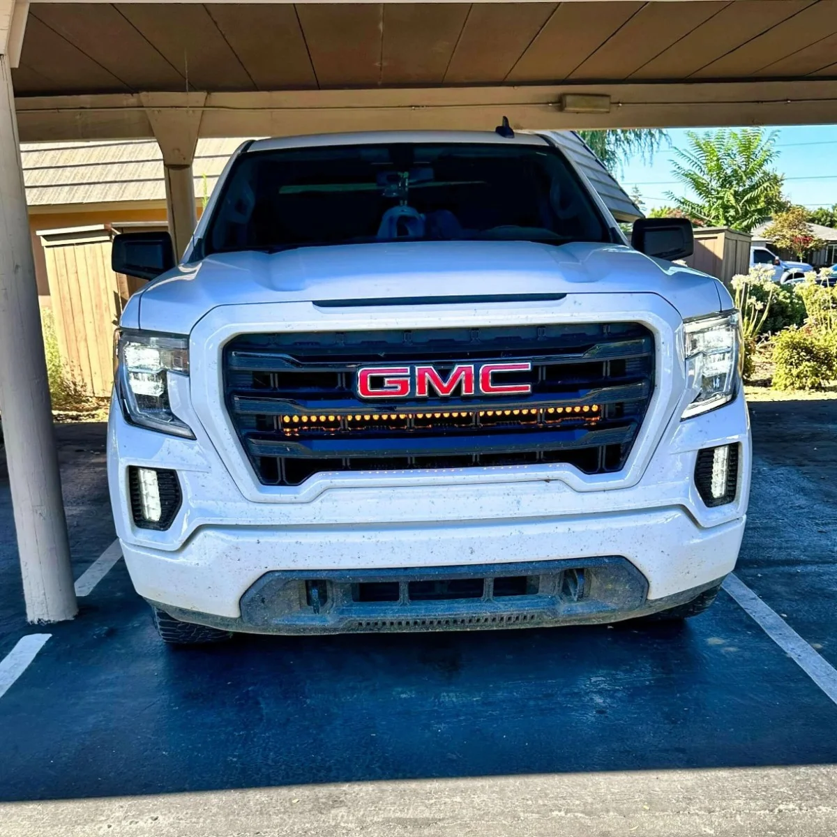 2019-GMC-Sierra-1500-Dual-40in-Light-Bars-SLIM.webp