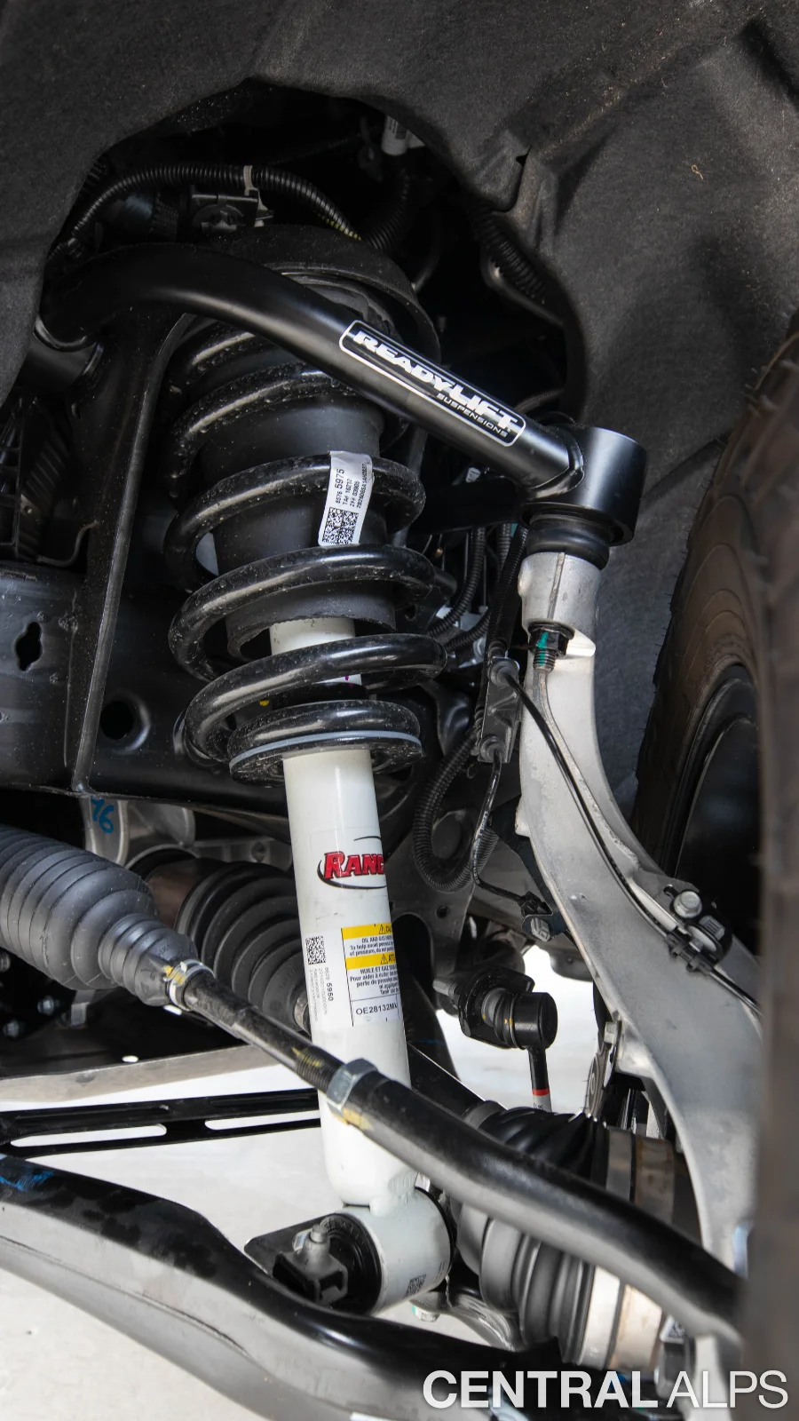8745_9x16_GMC-7.webp