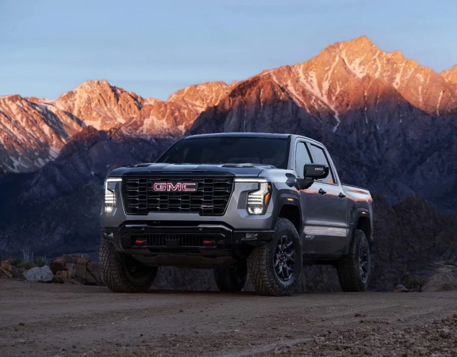 MY27_GMC_Sierra_Denail_Ultimate_CA_10368.webp